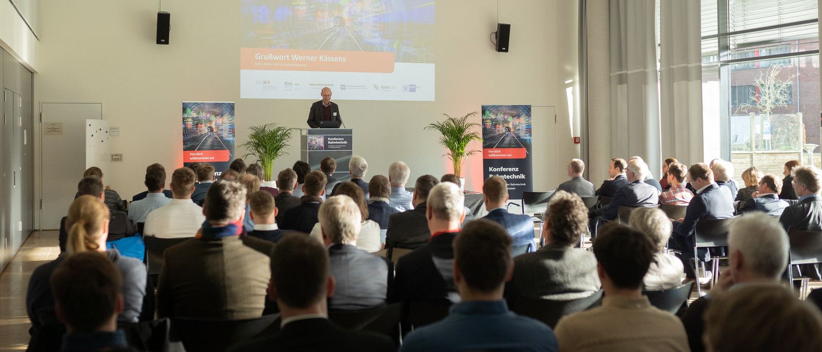 Impulse, Diskurs und Vernetzung bei der 5. Konferenz Bahntechnik im Wissenschaftszentrum Kiel